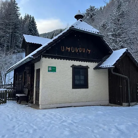 Umundum Huette * Katsch an der Mur